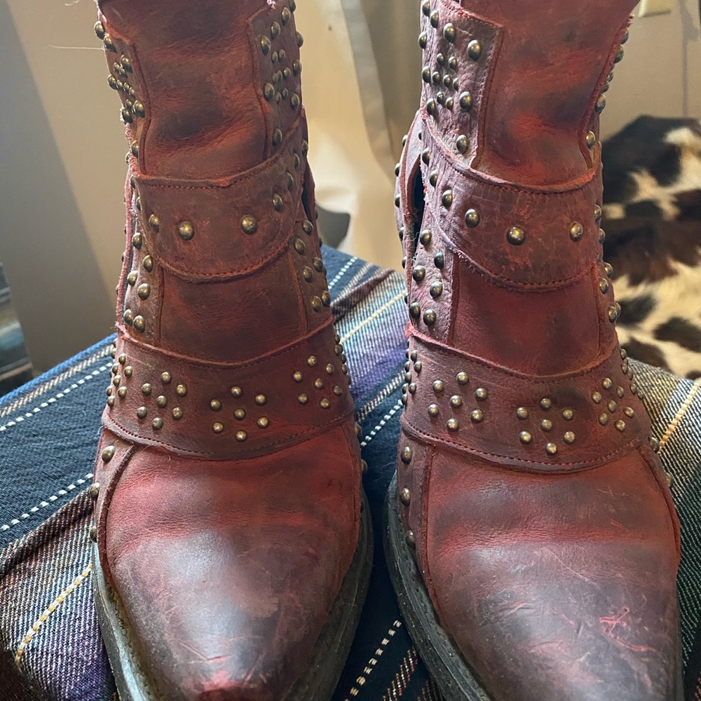 Lane booties - Picture 4 of 7